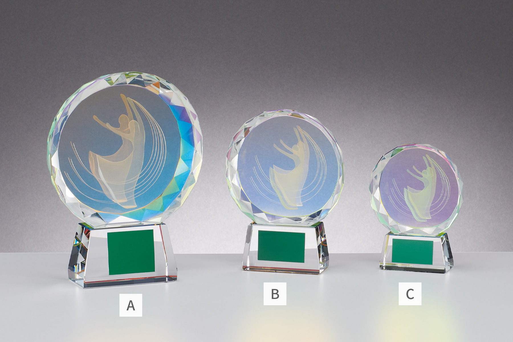 女神が刻まれたクリスタル表彰楯 JAS-G-4220